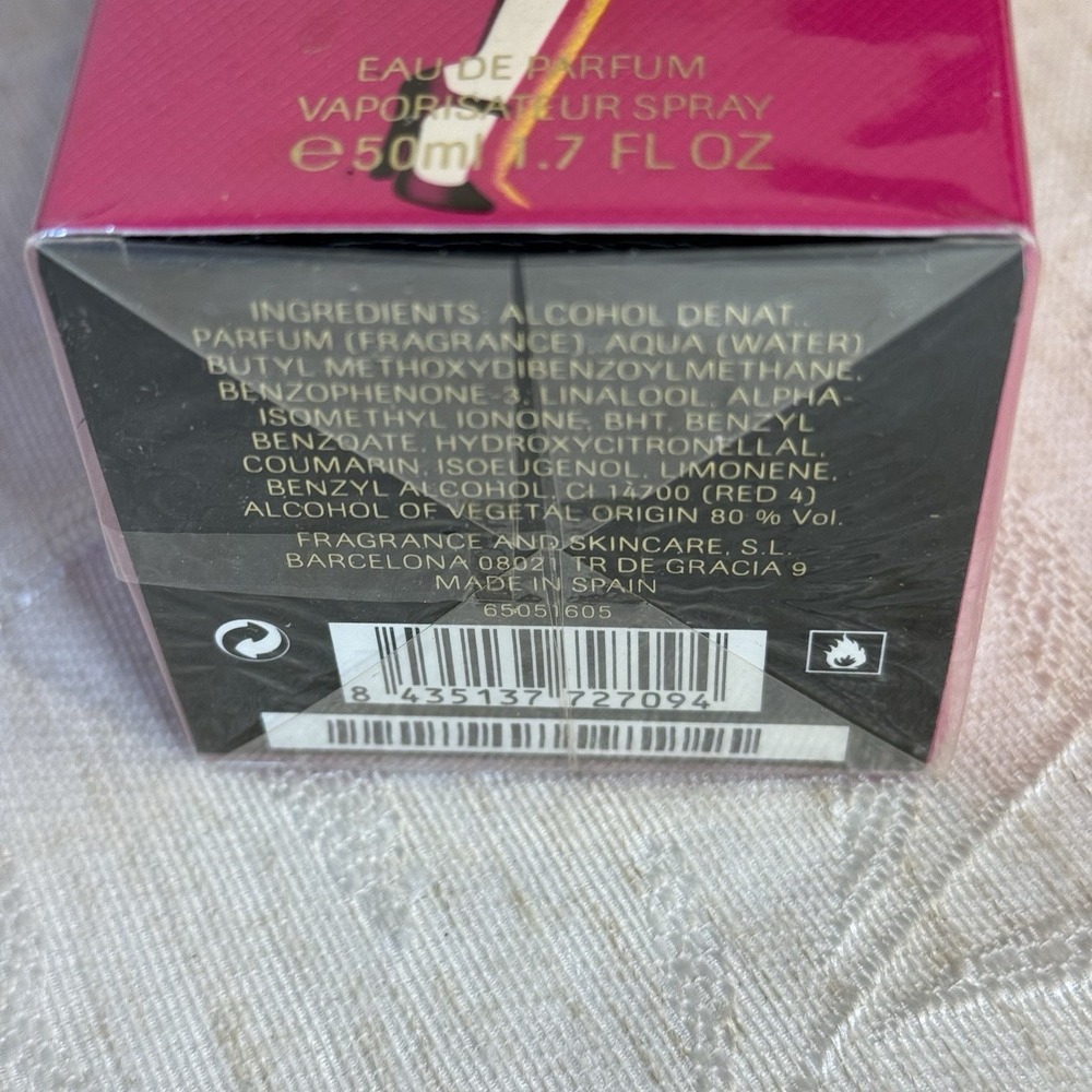 Prada Candy Ladies Eau De Parfum Spray - 1.7 oz. 2015 Collector's Ed. - Picture 5 of 6